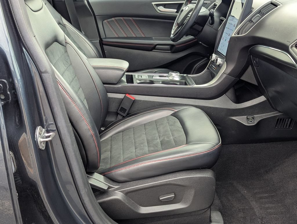 Used 2023 Ford Edge ST-Line AWD/4WD image 26