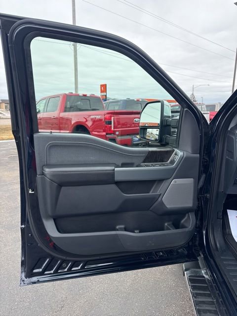 Used 2022 Ford F150 Lariat w/ Equipment Group 502A High image 16