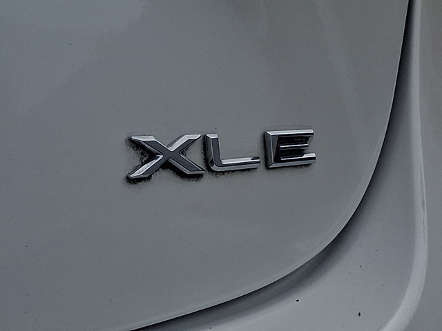 Used 2016 Toyota Avalon XLE Premium FWD image 30