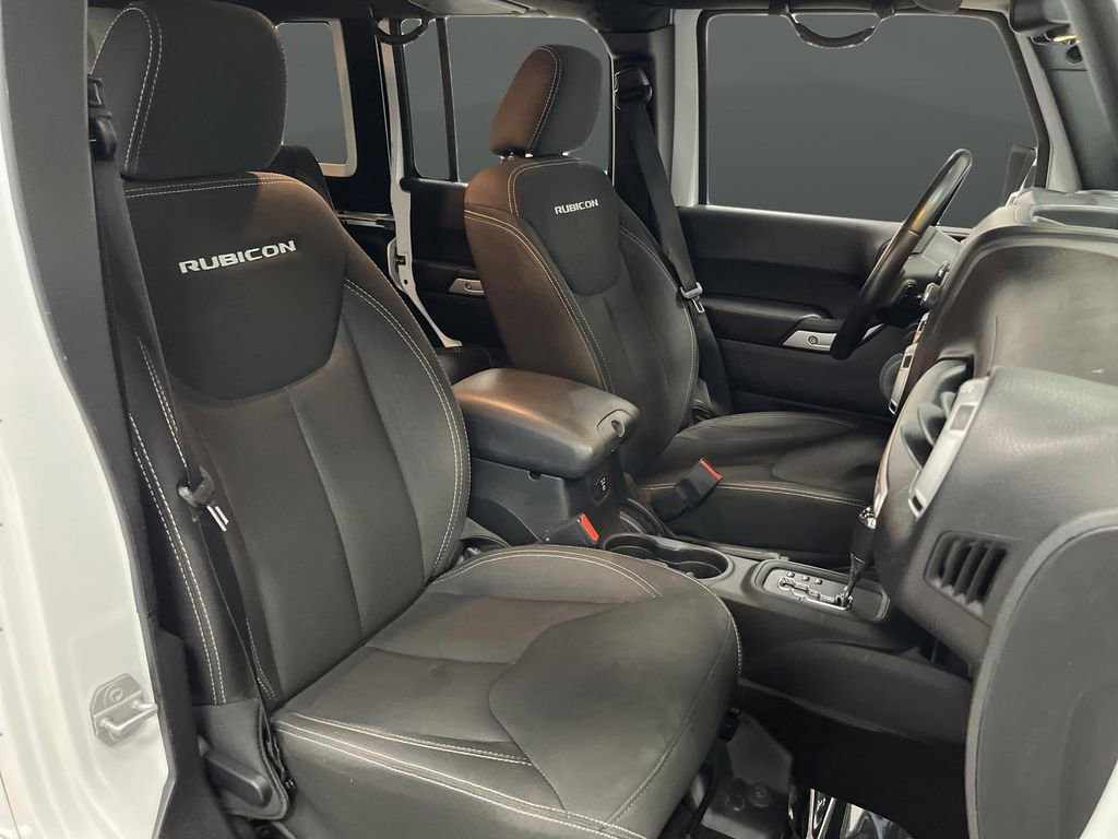 Used 2016 Jeep Wrangler Unlimited Rubicon image 24