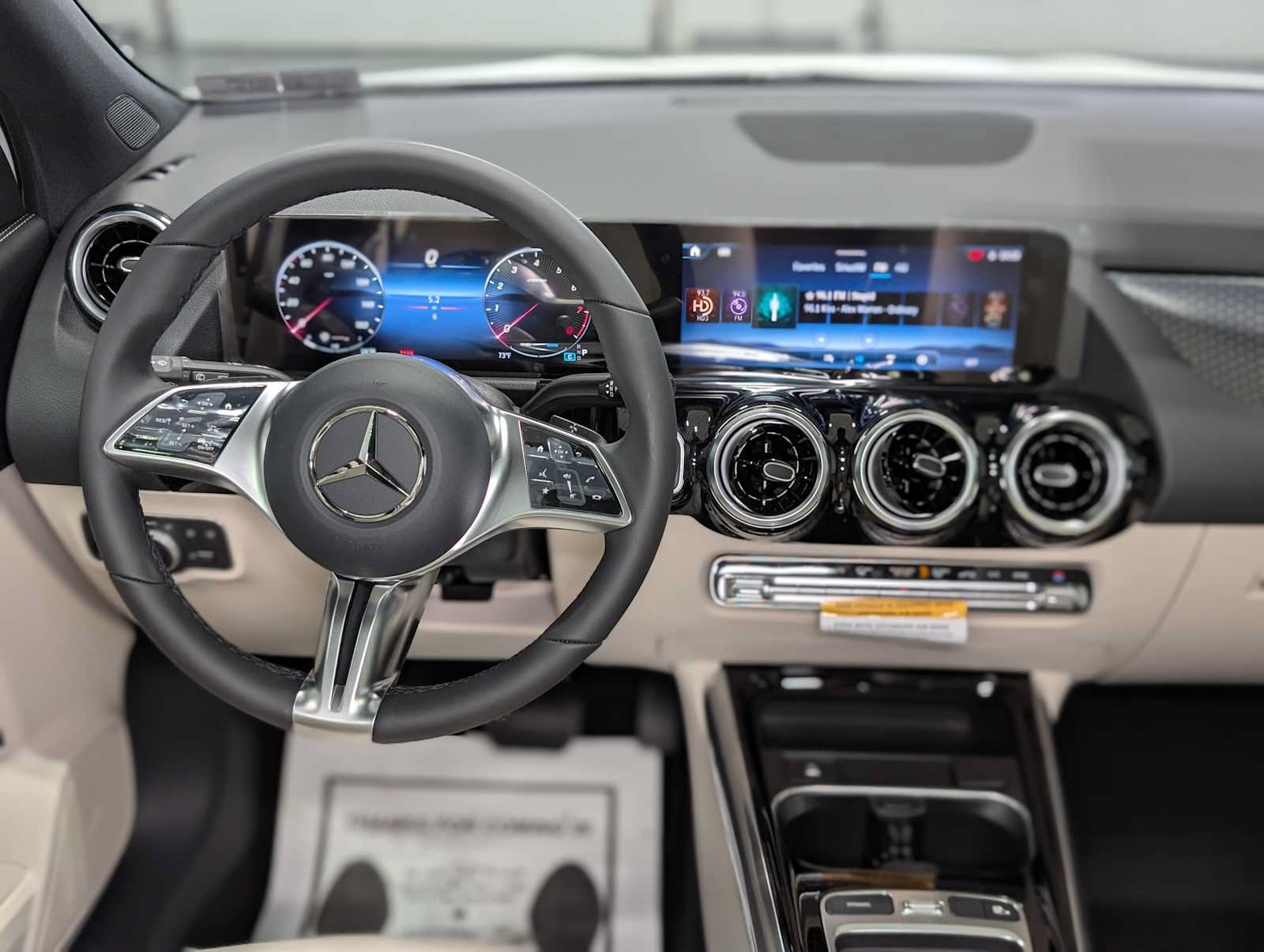 New 2026 Mercedes-Benz GLA 250 4MATIC image 5