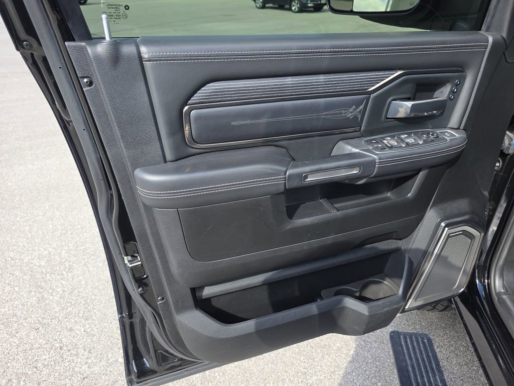 Used 2020 RAM 2500 Limited AWD/4WD image 16
