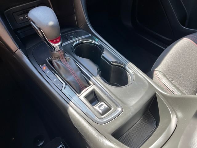 Used 2022 Chevrolet Equinox RS w/ Infotainment Package image 28