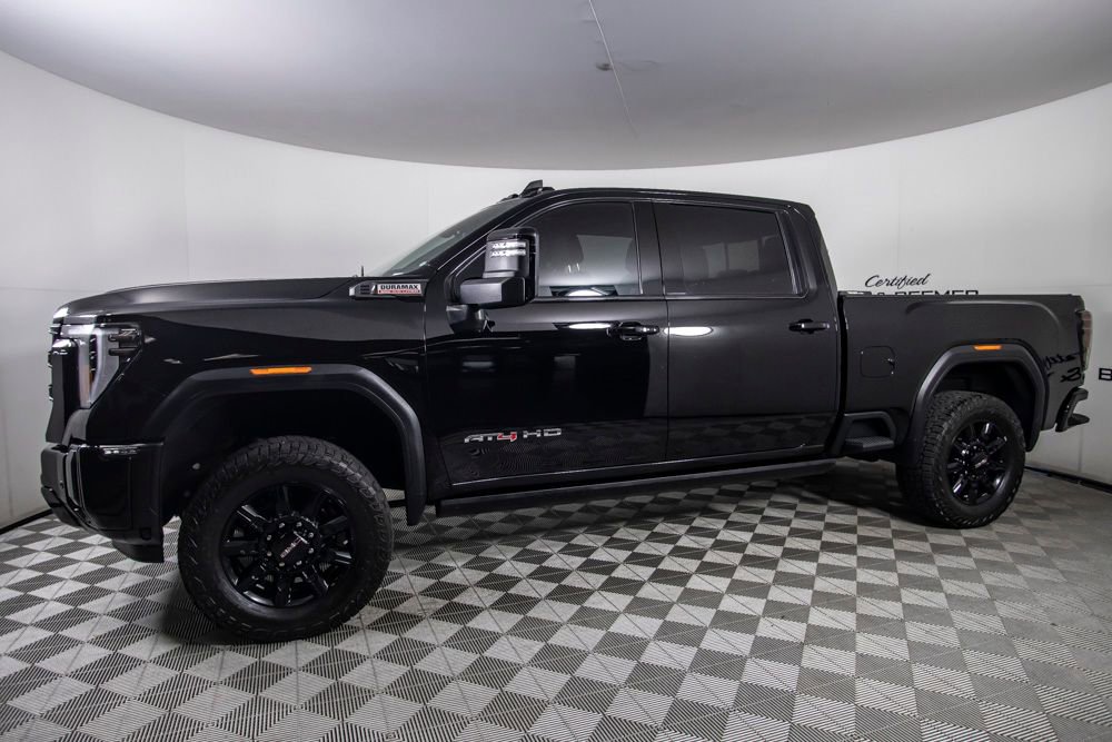 Used 2024 GMC Sierra 2500 AT4 w/ AT4 Premium Plus Package AWD/4WD image 4