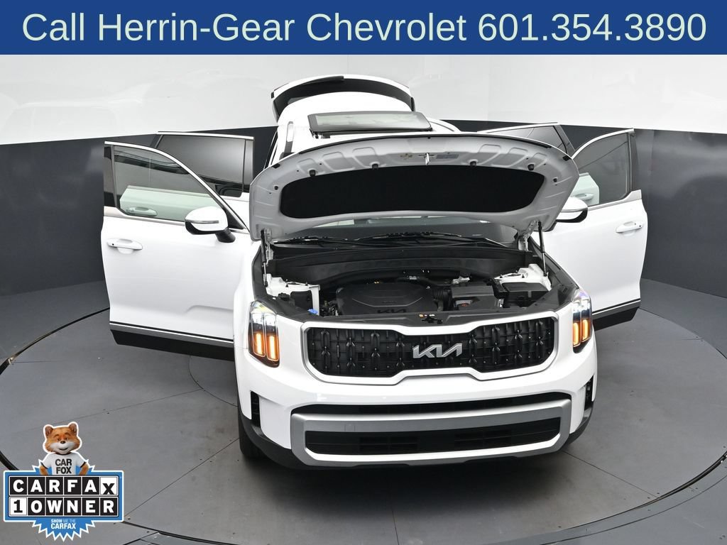 Used 2024 Kia Telluride EX w/ EX Captain's Chair Package FWD image 52