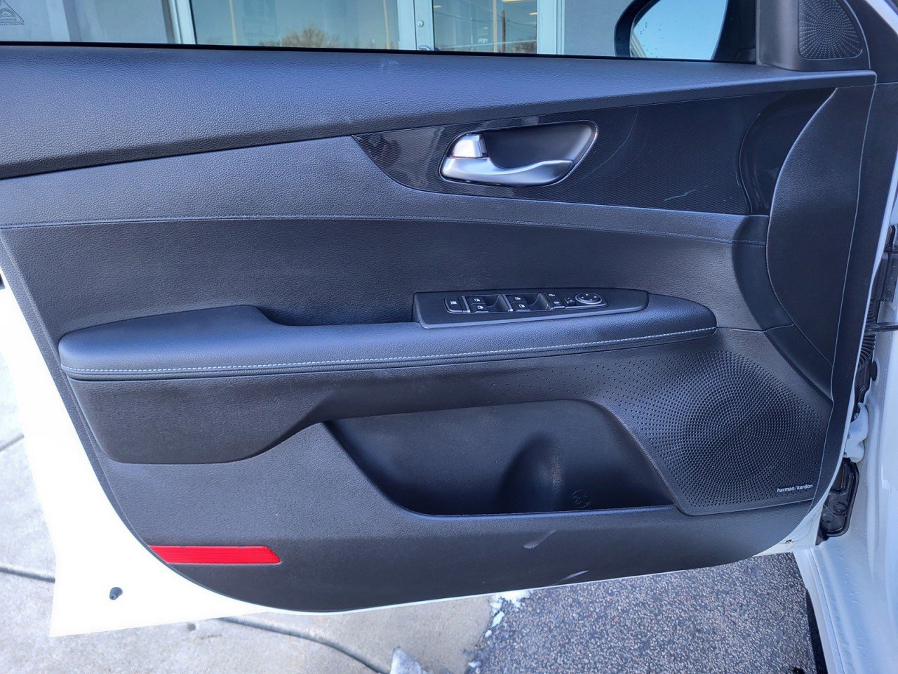 Used 2023 Kia Forte GT-Line w/ GT-Line Premium Package image 29