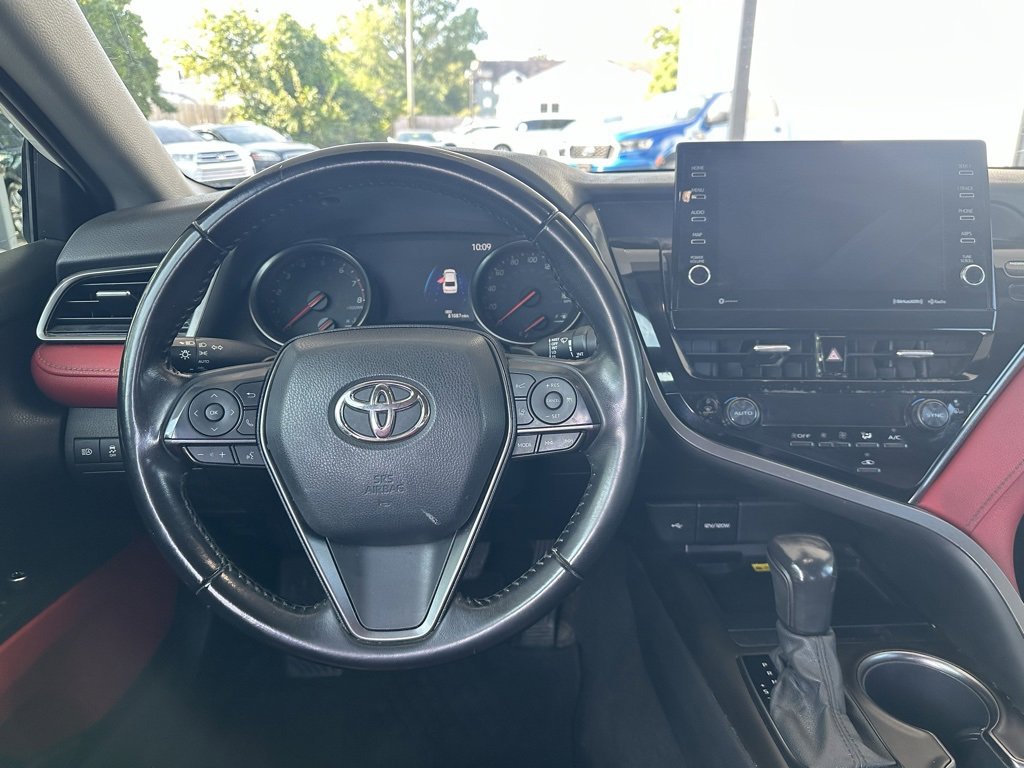 Used 2022 Toyota Camry XSE image 14