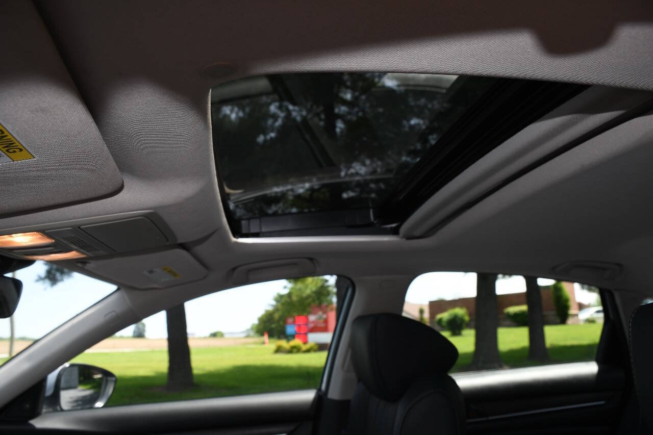 Used 2018 Honda Accord EX-L image 40