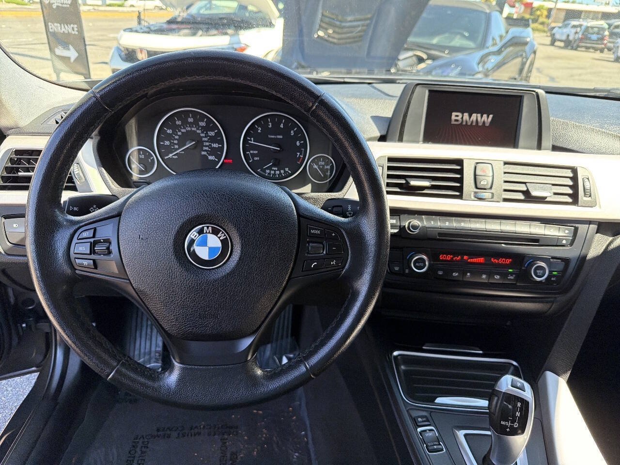 Used 2014 BMW 320i Sedan RWD image 26