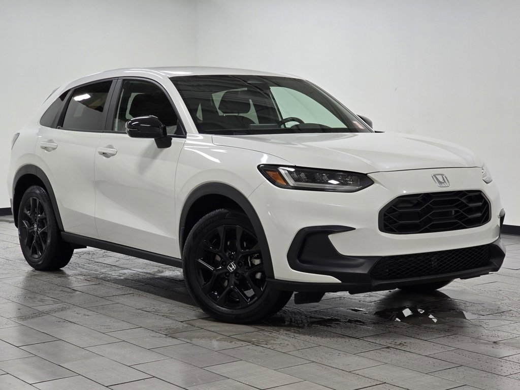 Used 2024 Honda HR-V Sport image 2