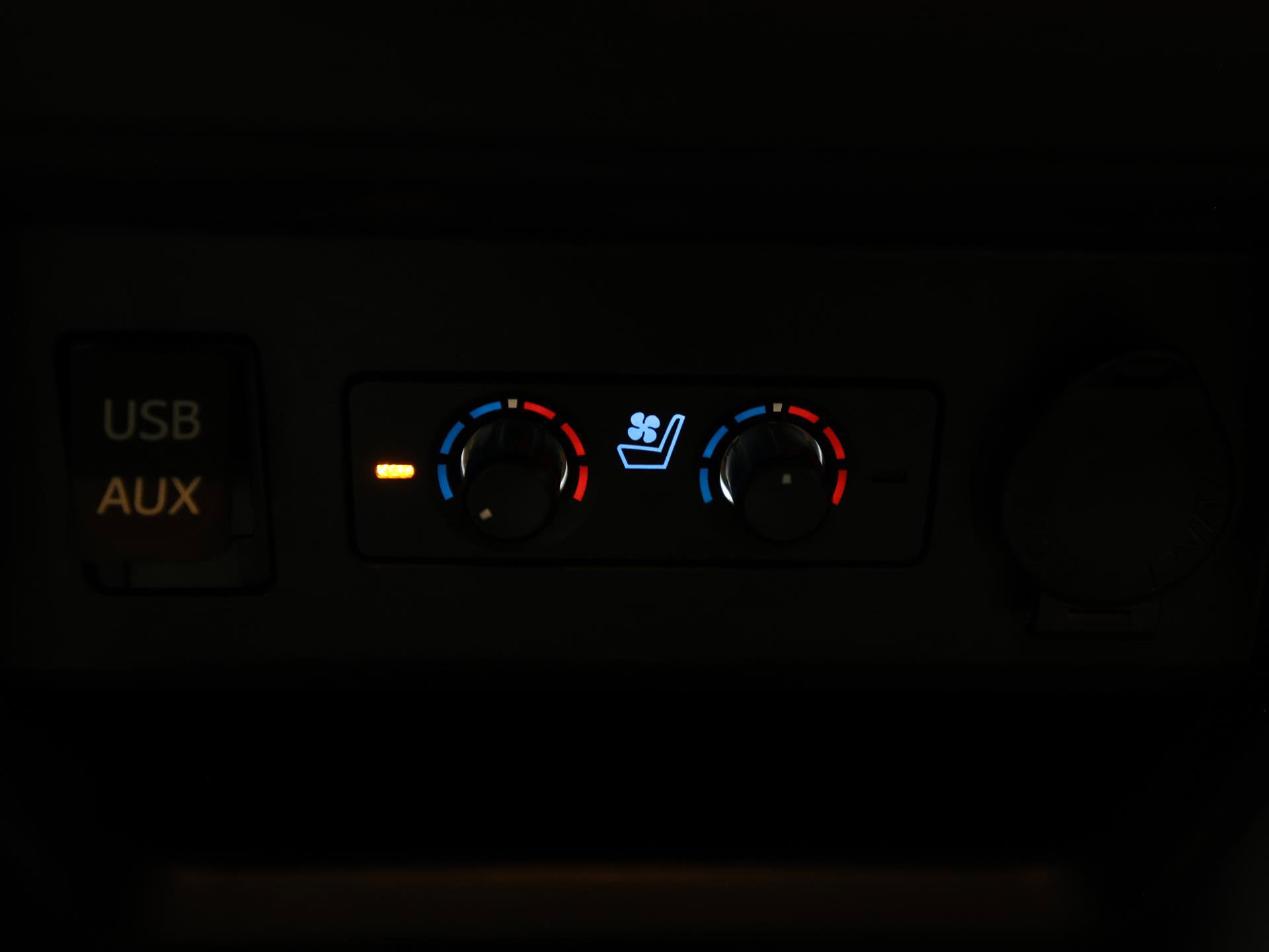 Used 2016 Toyota 4Runner Limited AWD/4WD image 20