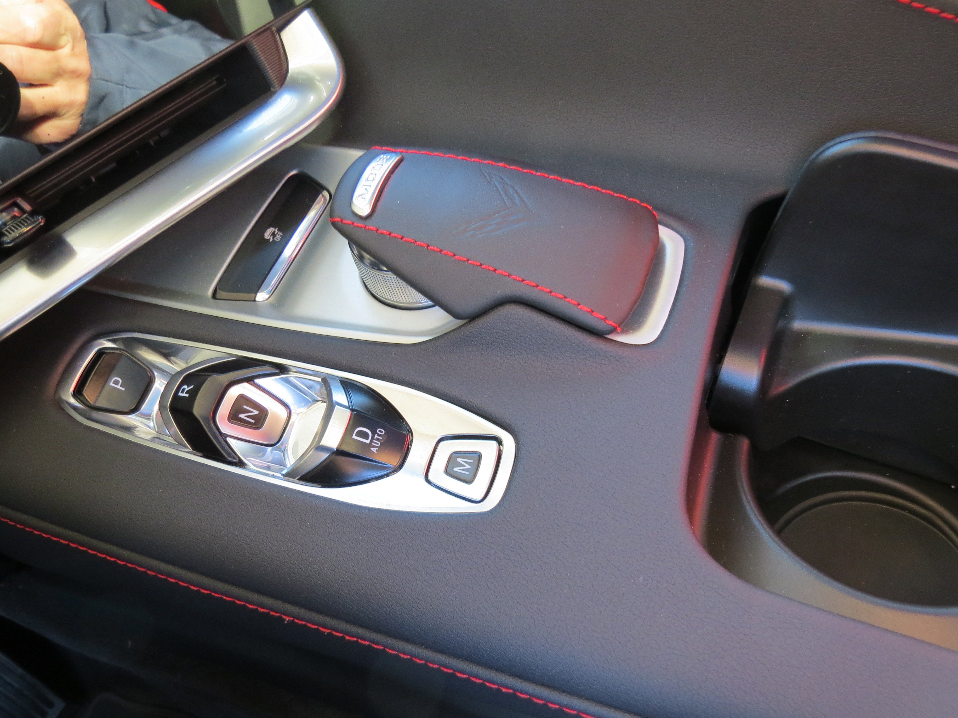 Used 2025 Chevrolet Corvette Stingray Coupe w/ 1LT image 17