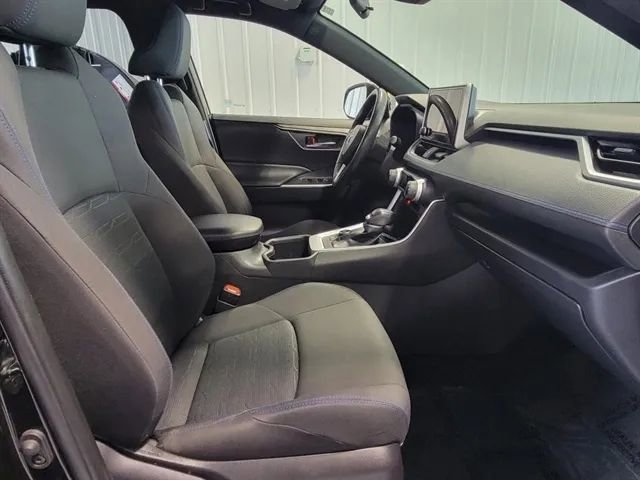 Used 2023 Toyota RAV4 SE AWD/4WD image 23