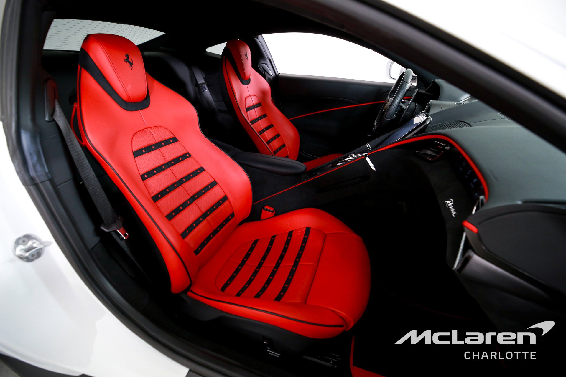 Used 2022 Ferrari Roma image 20