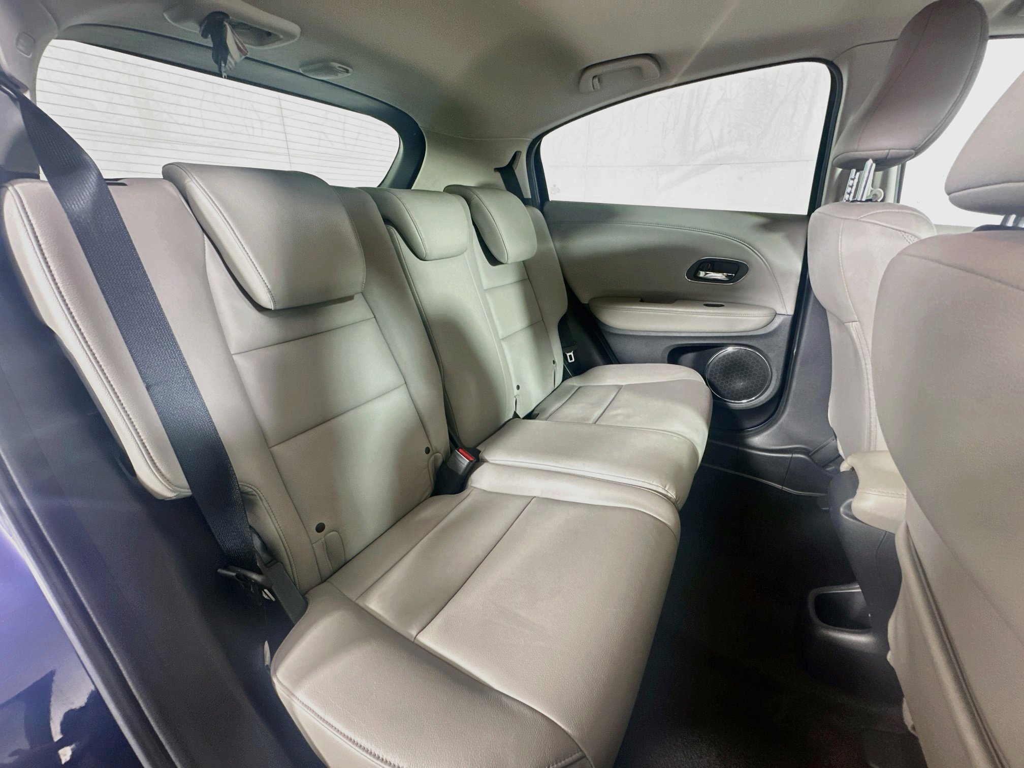 Used 2017 Honda HR-V EX-L image 26