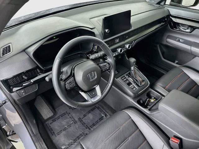 Used 2025 Honda CR-V Sport Touring image 2