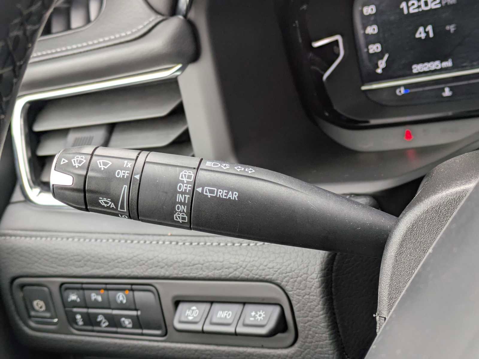 Used 2023 GMC Yukon Denali w/ Max Trailering Package image 28