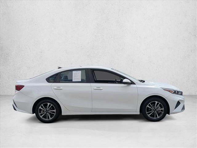 Used 2024 Kia Forte LXS w/ LXS Technology Package FWD image 4