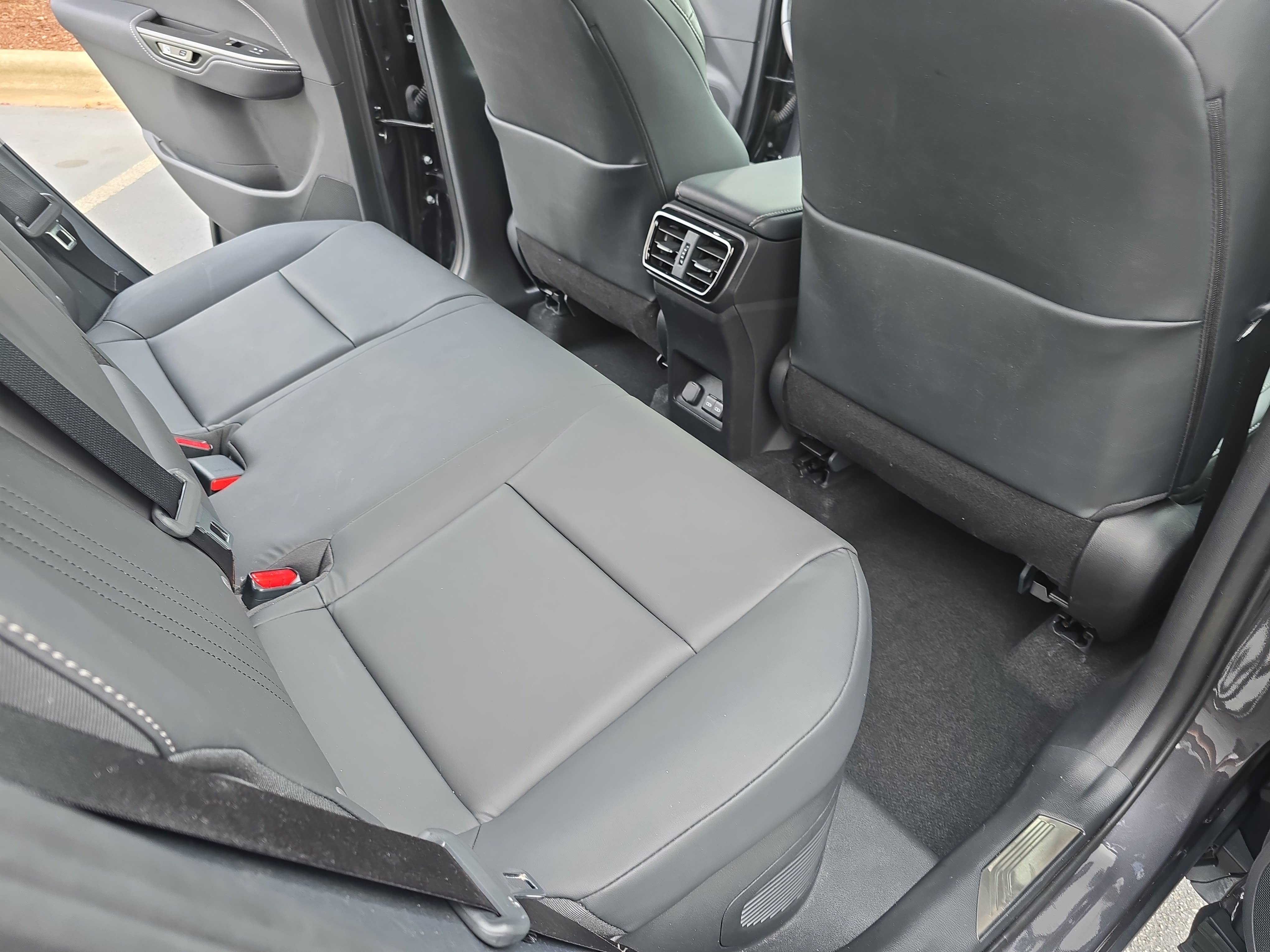 Used 2024 Lexus NX 350h AWD image 11