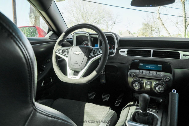 Used 2015 Chevrolet Camaro Z/28 image 32