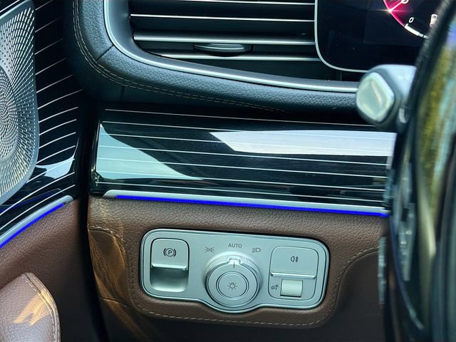 Used 2024 Mercedes-Benz GLE 450 4MATIC image 35
