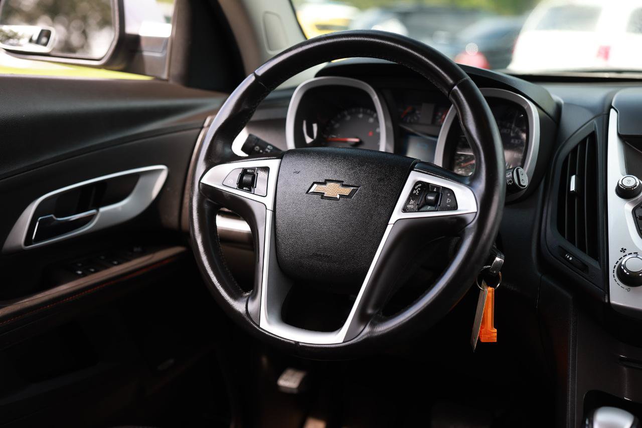 Used 2010 Chevrolet Equinox LT w/ Vehicle Interface Package FWD image 29