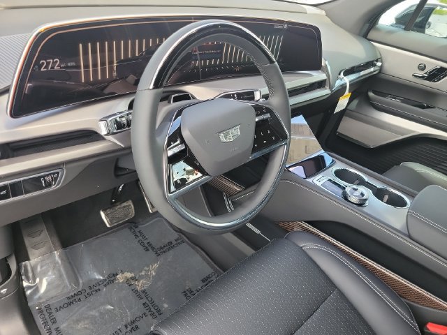 New 2027 Cadillac Vistiq Luxury AWD/4WD image 26