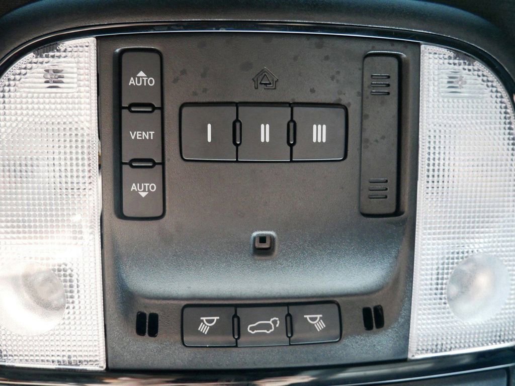 Used 2022 Dodge Durango GT image 27