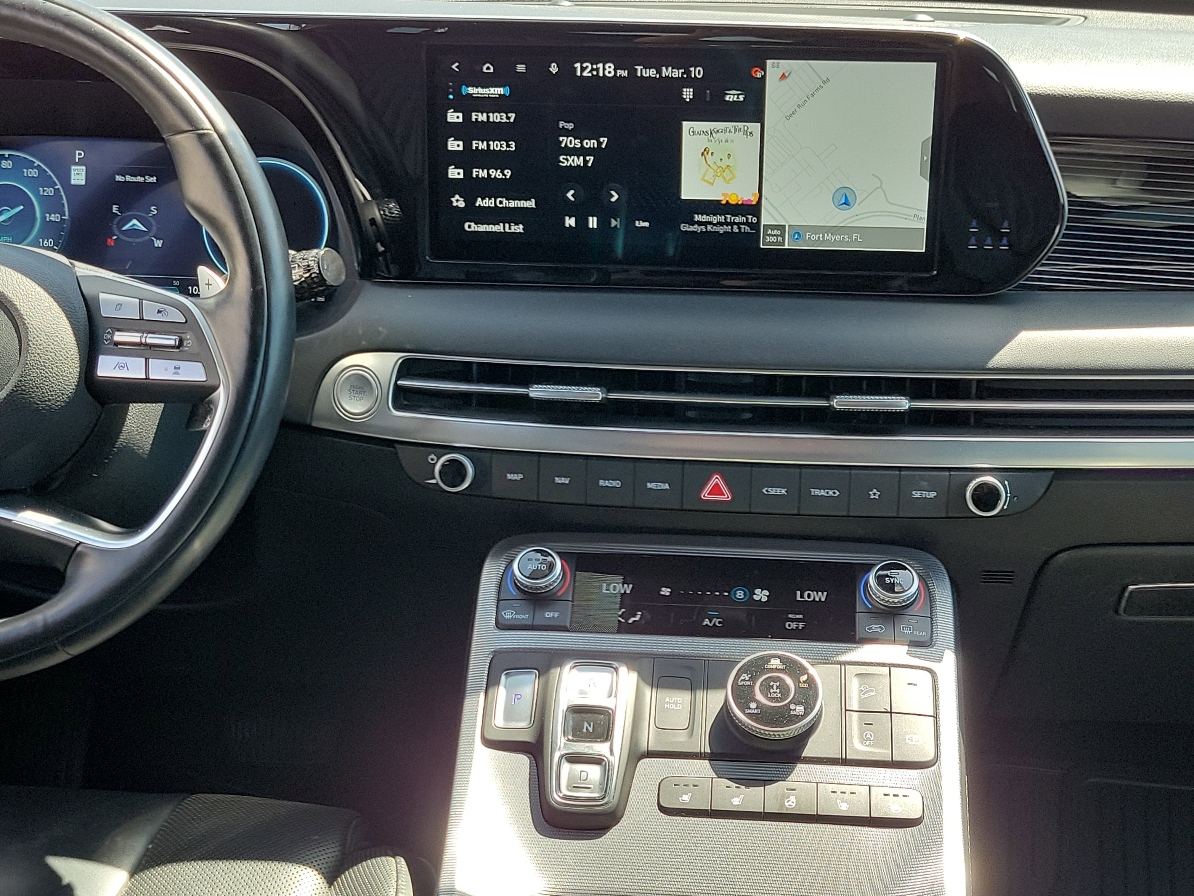 Used 2024 Hyundai Palisade Calligraphy image 22