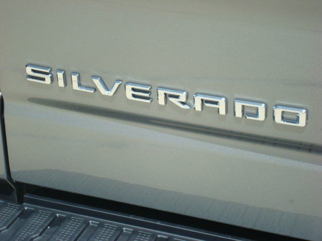 New 2026 Chevrolet Silverado 1500 Custom RWD image 9
