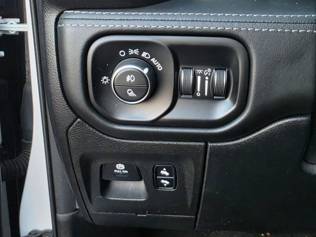 Used 2019 RAM 1500 Limited w/ Advanced Safety Group image 15