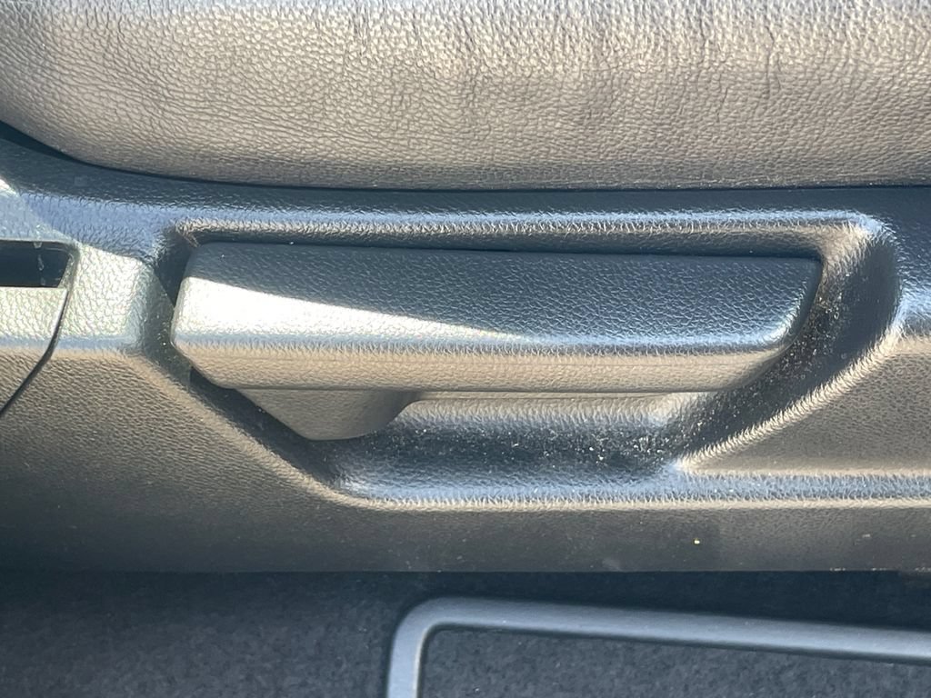 Used 2017 Honda HR-V EX-L image 12