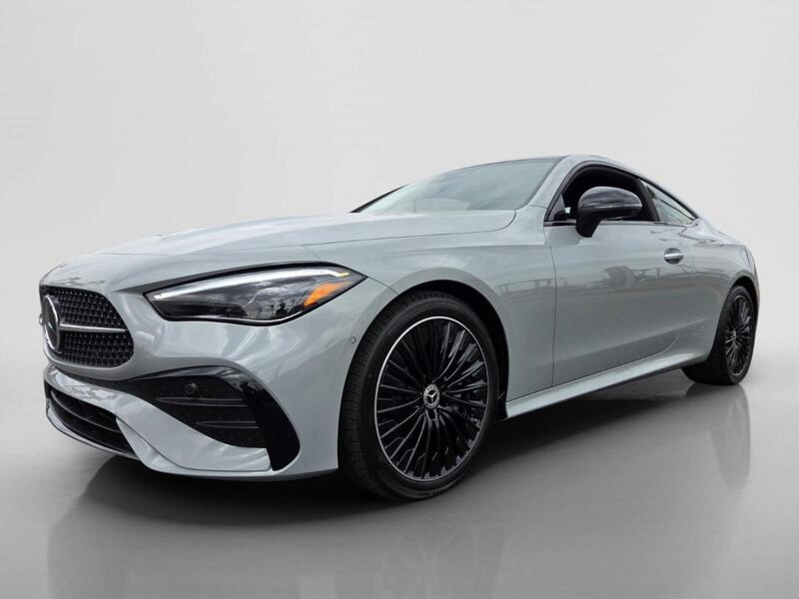 New 2026 Mercedes-Benz CLE 300 4MATIC Coupe image 8