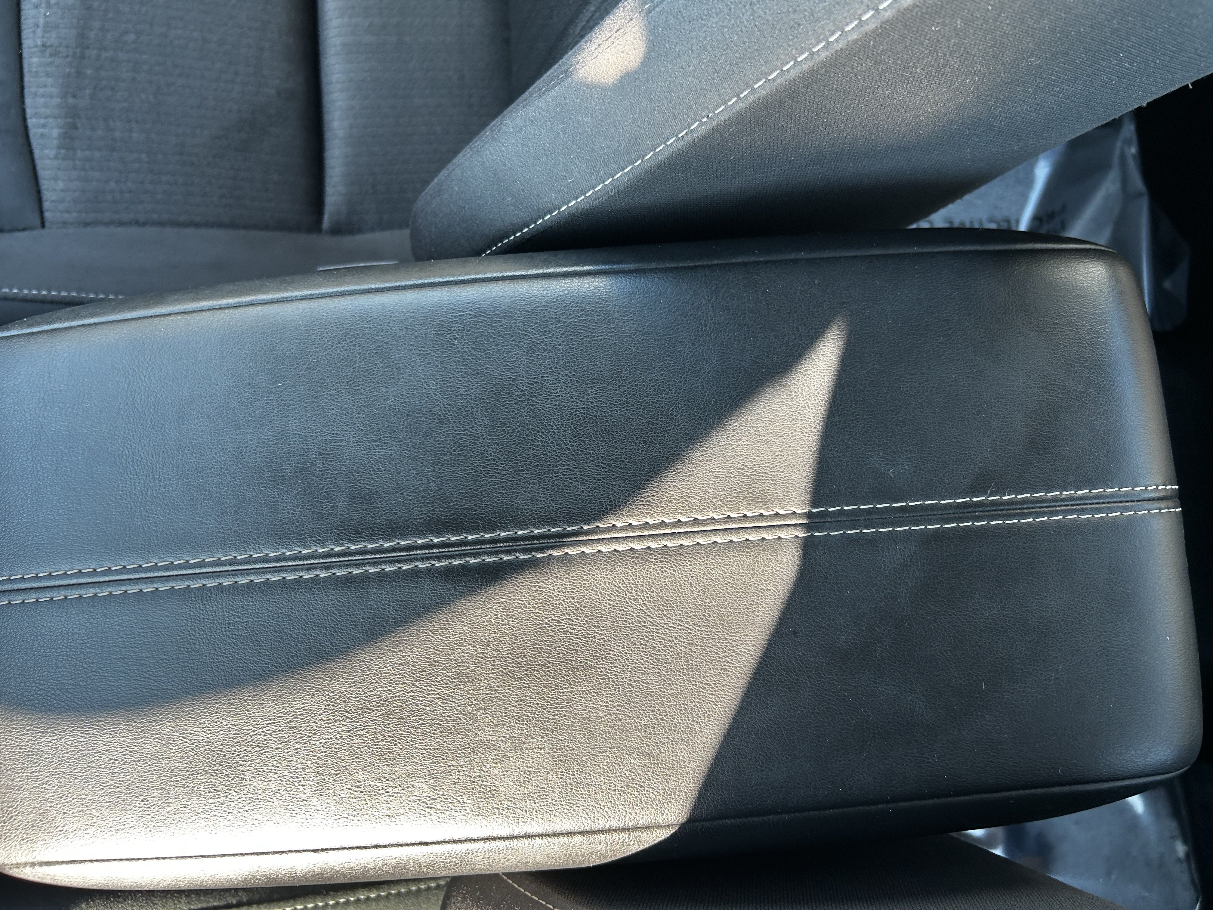 Used 2025 Nissan Altima 2.5 SV FWD image 14