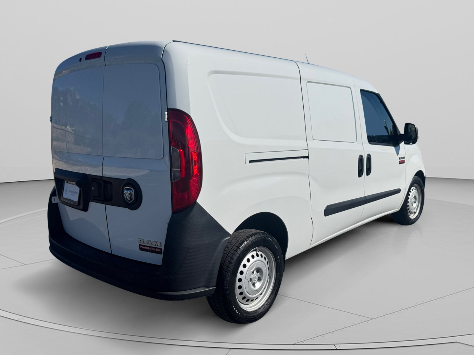 Used 2021 RAM ProMaster City Tradesman FWD image 5
