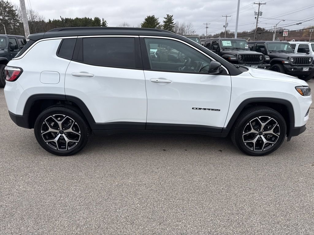 Certified 2025 Jeep Compass Limited image 6