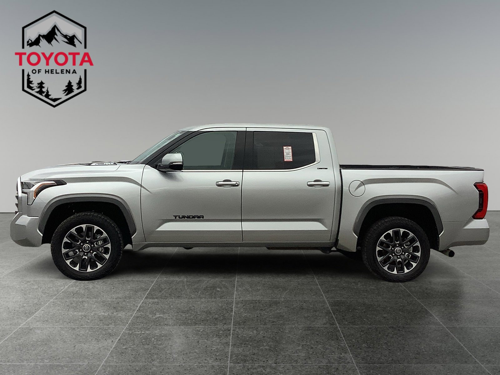 Used 2023 Toyota Tundra Limited image 2