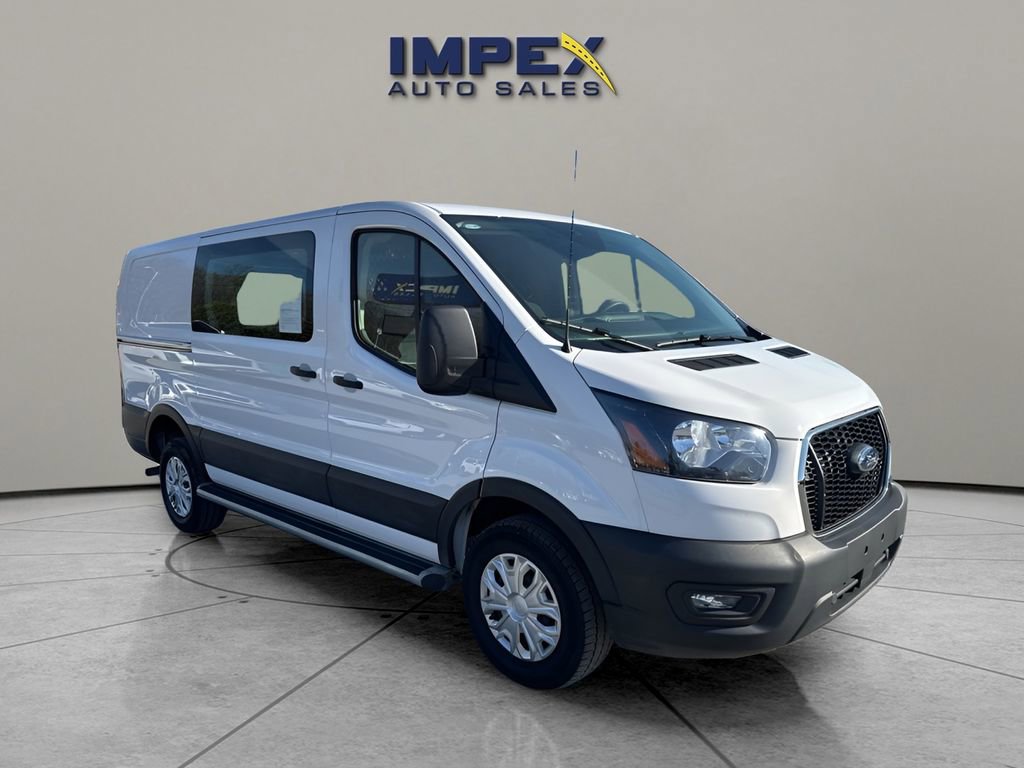 Used 2024 Ford Transit 250 Low Roof w/ Exterior Upgrade Package RWD image 7