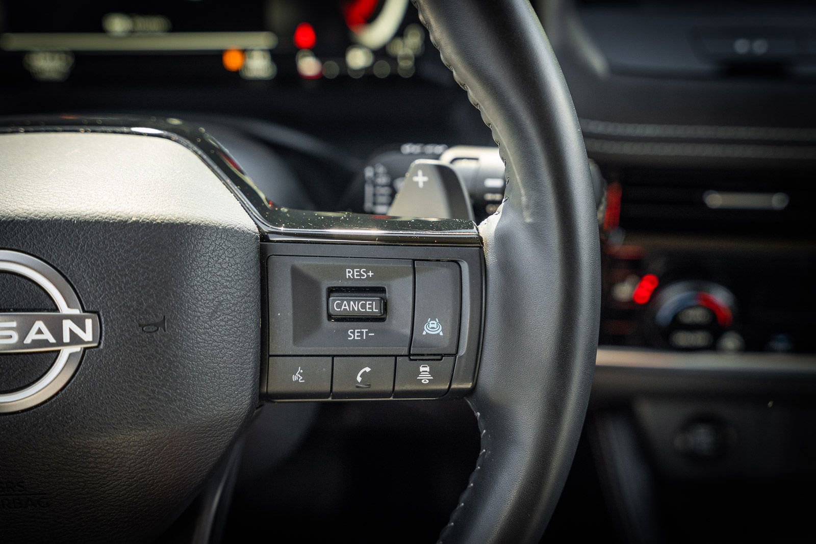 Used 2025 Nissan Rogue Platinum w/ Platinum Premium Package image 34