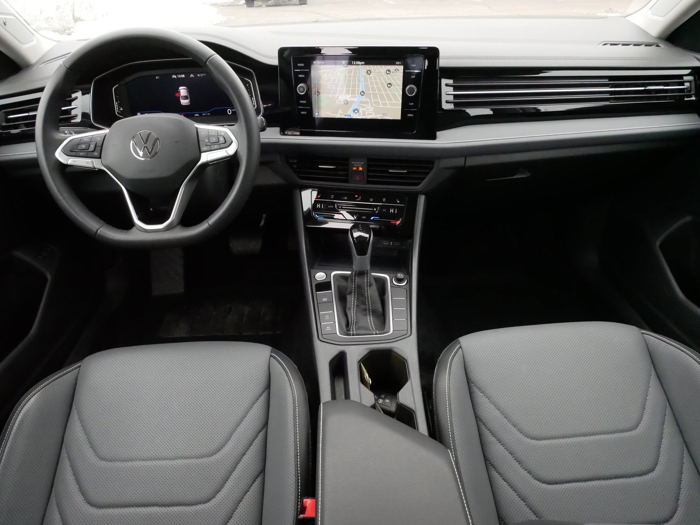 Certified 2025 Volkswagen Jetta SEL image 10