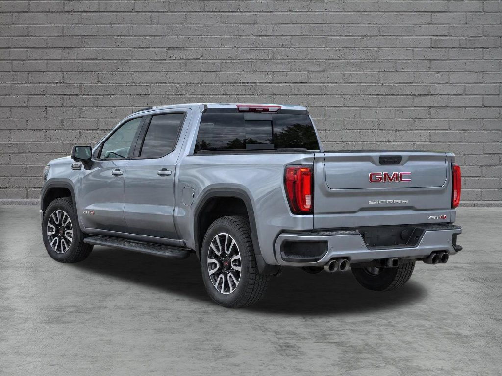 Used 2024 GMC Sierra 1500 AT4 w/ Technology Package AWD/4WD image 4
