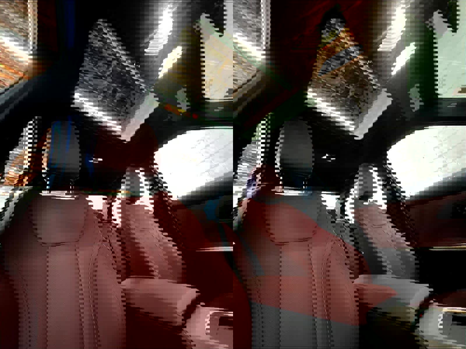 Used 2025 BMW 330i Sedan w/ Premium Package image 25