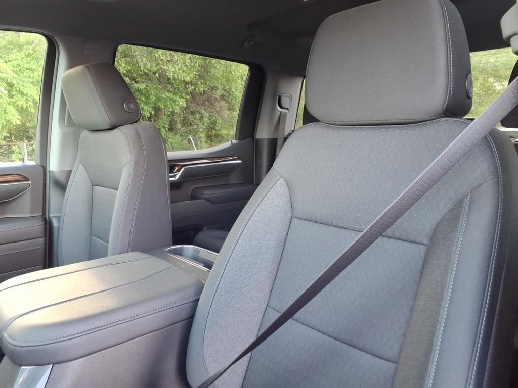 New 2026 Chevrolet Silverado 1500 RST AWD/4WD image 12