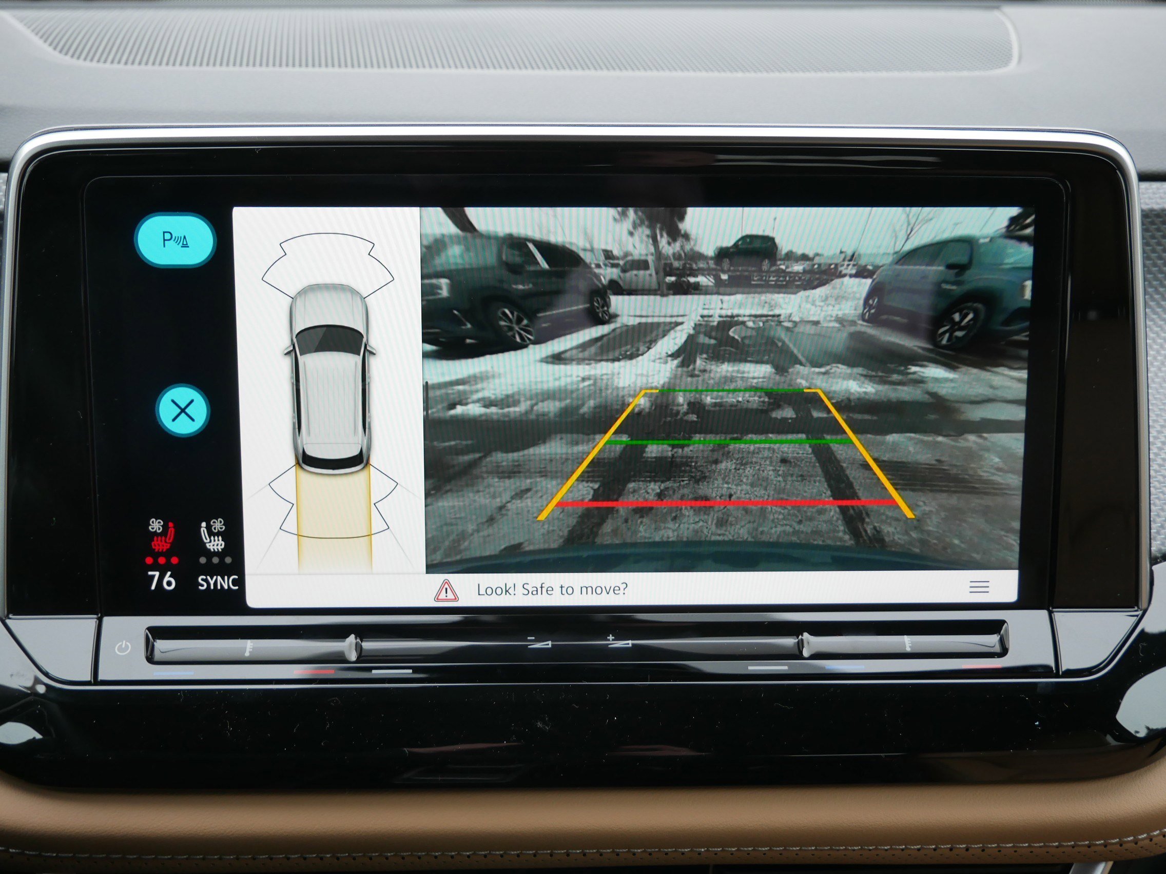 New 2026 Volkswagen Atlas Cross Sport SEL image 10