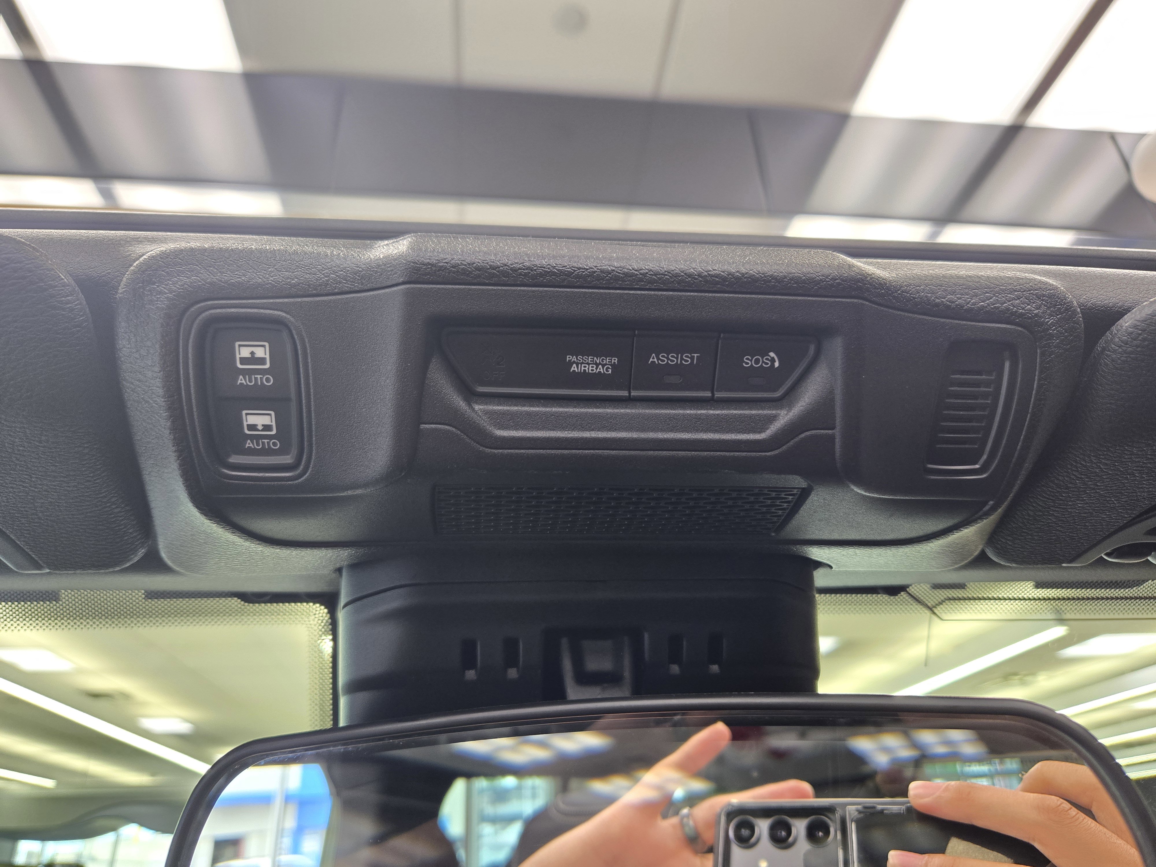 New 2025 Jeep Wrangler Unlimited Sport image 9