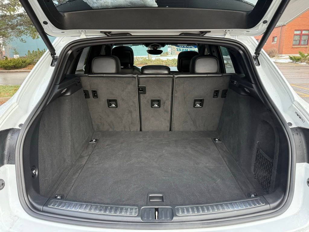 Used 2018 Porsche Macan Base image 38