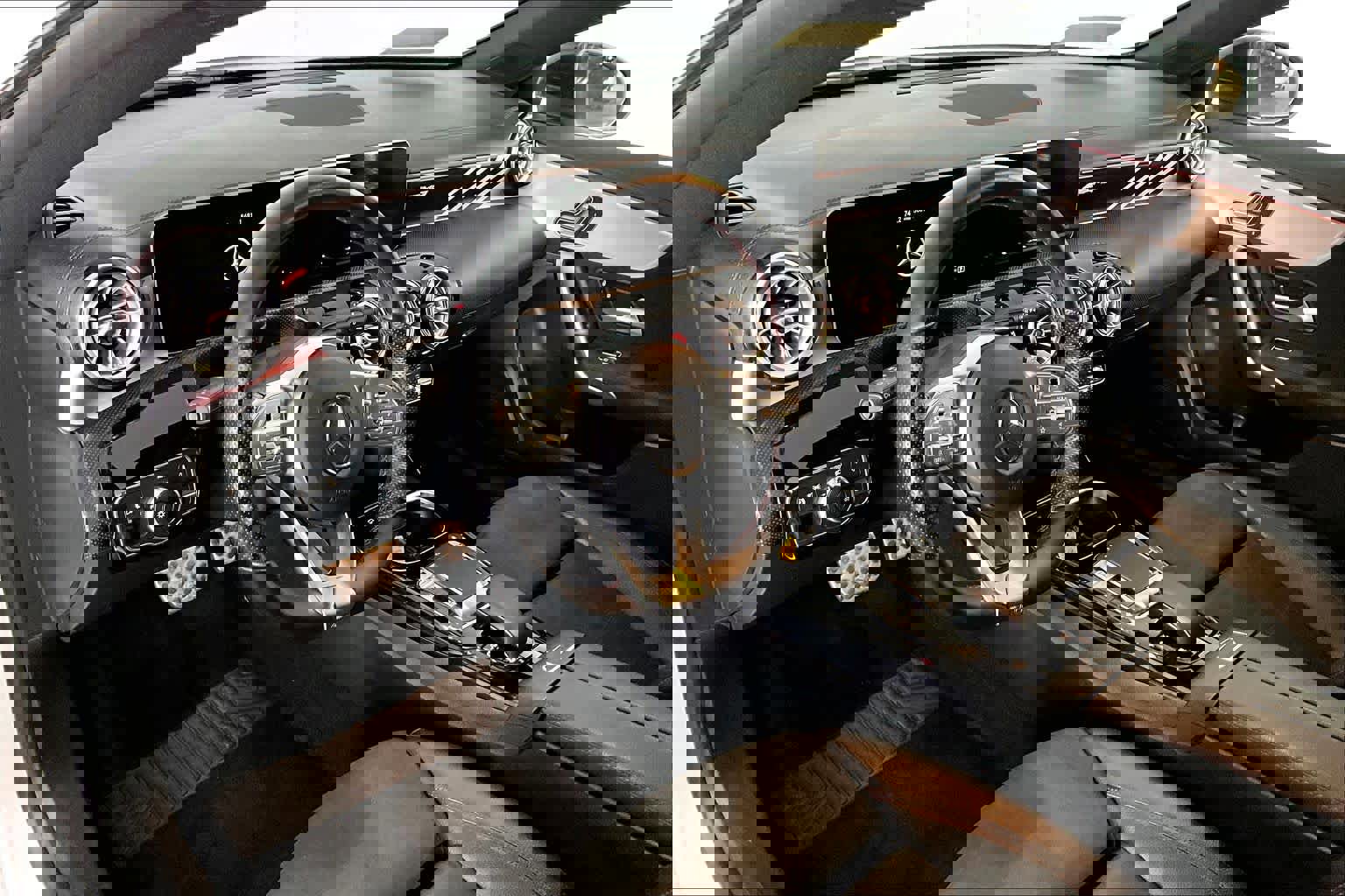 Used 2020 Mercedes-Benz CLA 35 AMG 4MATIC image 18