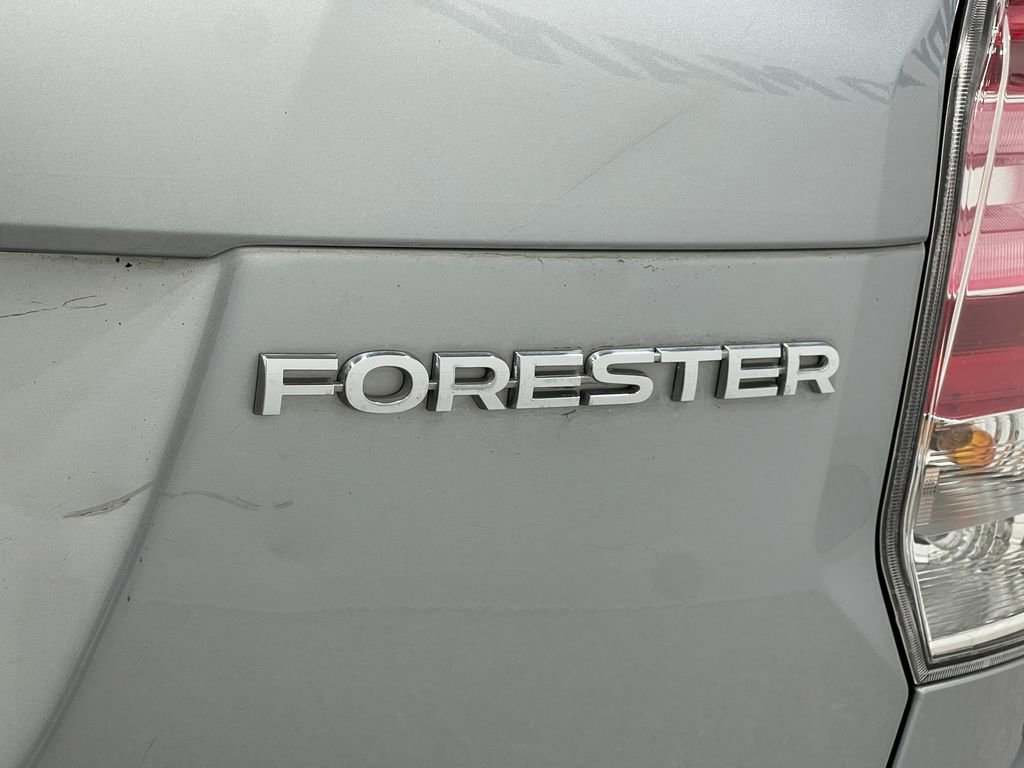 Used 2018 Subaru Forester 2.5i Premium w/ All-Weather Package image 38