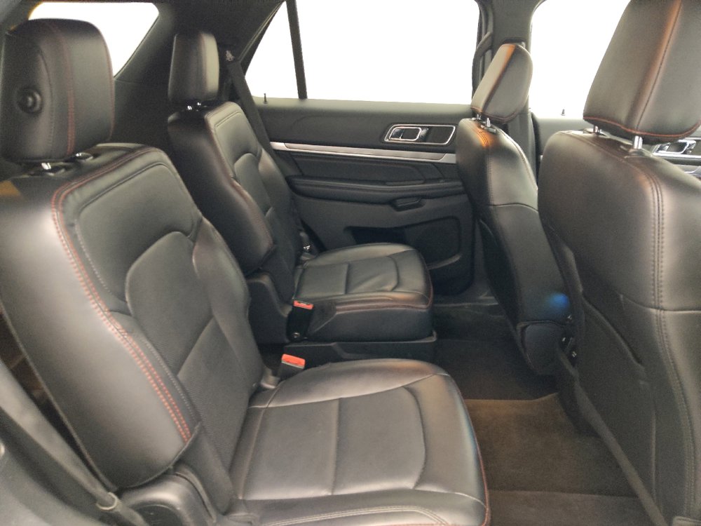 Used 2018 Ford Explorer Sport w/ Equipment Group 401A AWD/4WD image 19