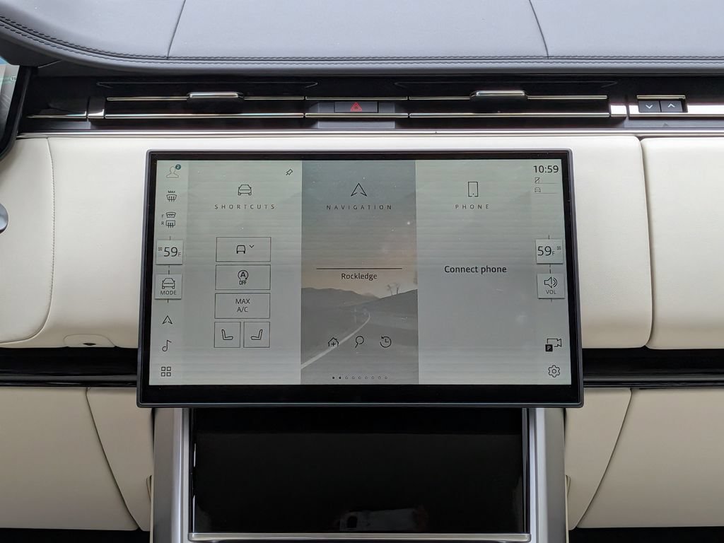 Certified 2025 Land Rover Range Rover SE AWD/4WD image 21